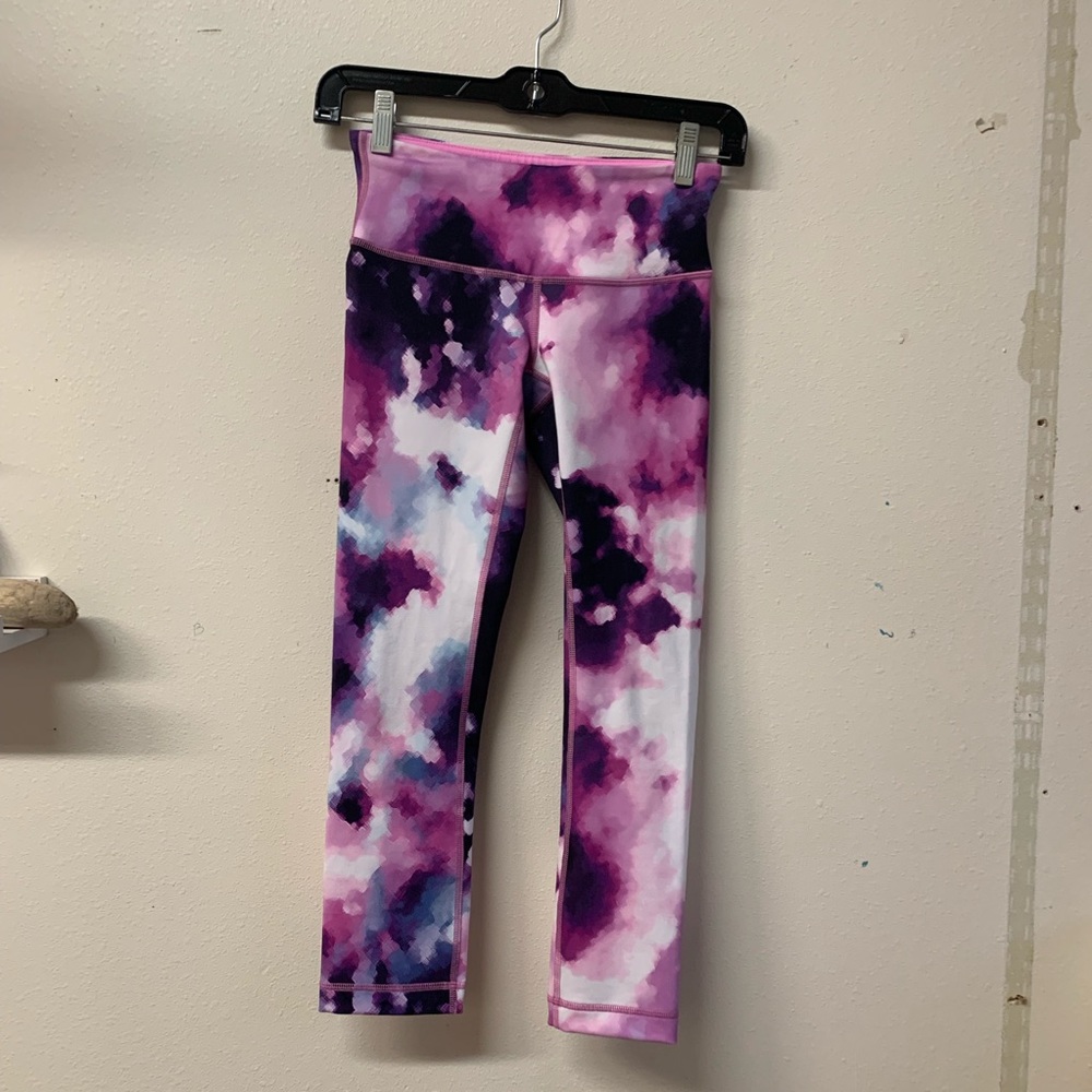 Lululemon Crop Purple Tie Dye Legging